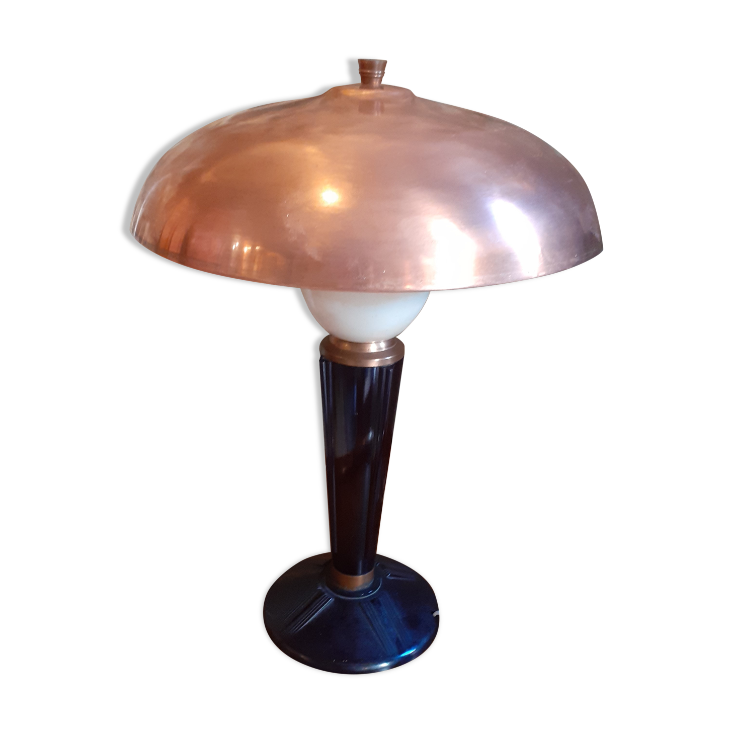 Art deco lamp in bakelite and copper