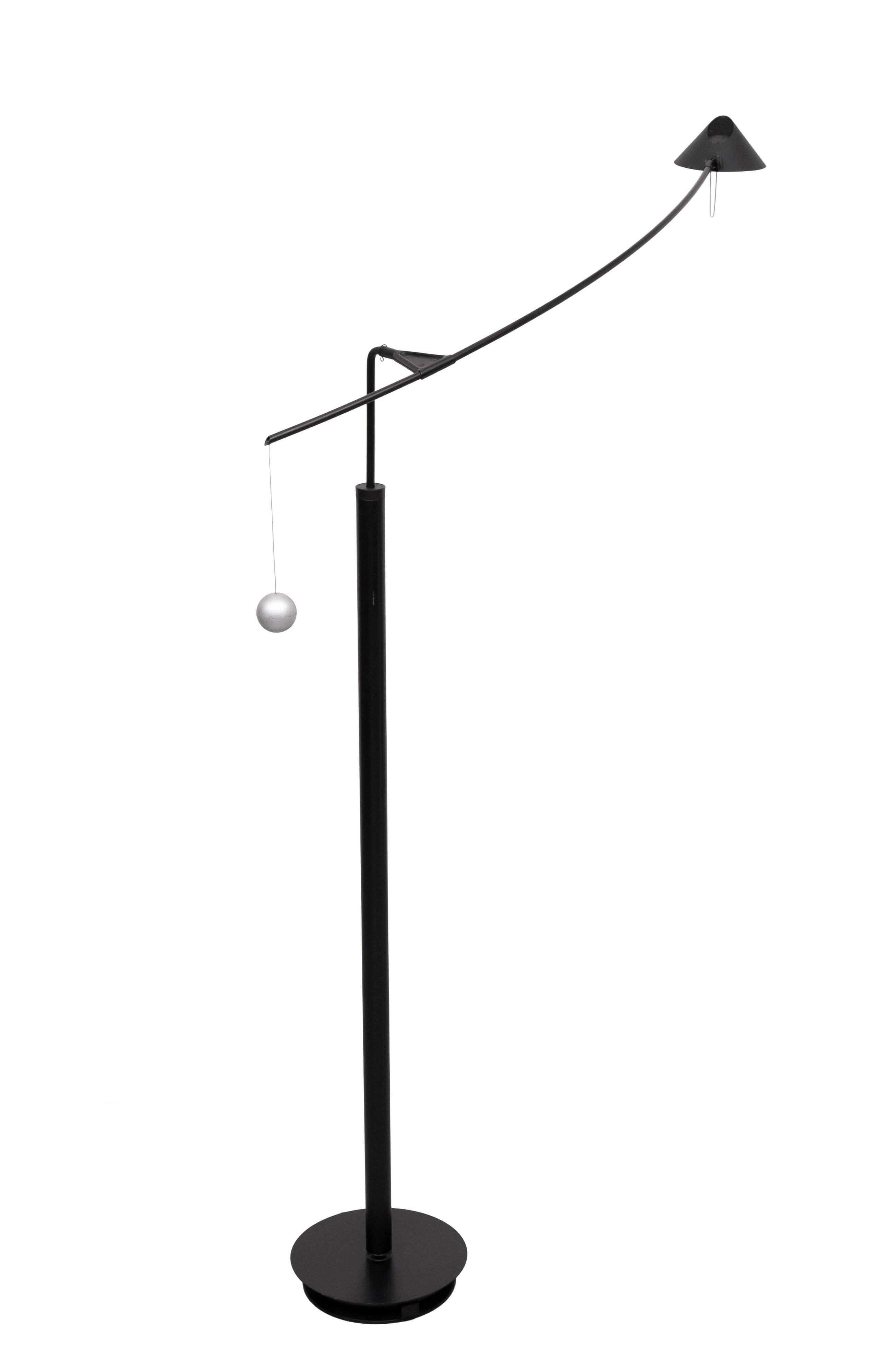 Lampadaire Artemide Nestore Terra par Carlo Forcolini années 1980 Italie