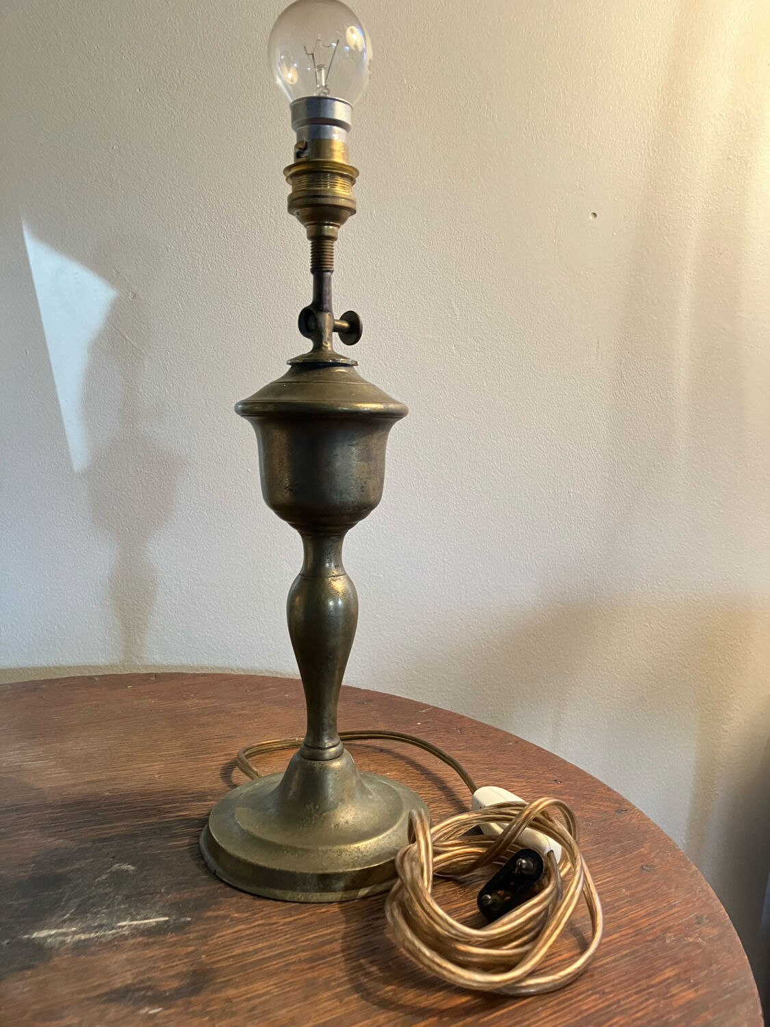 Brass lamp foot