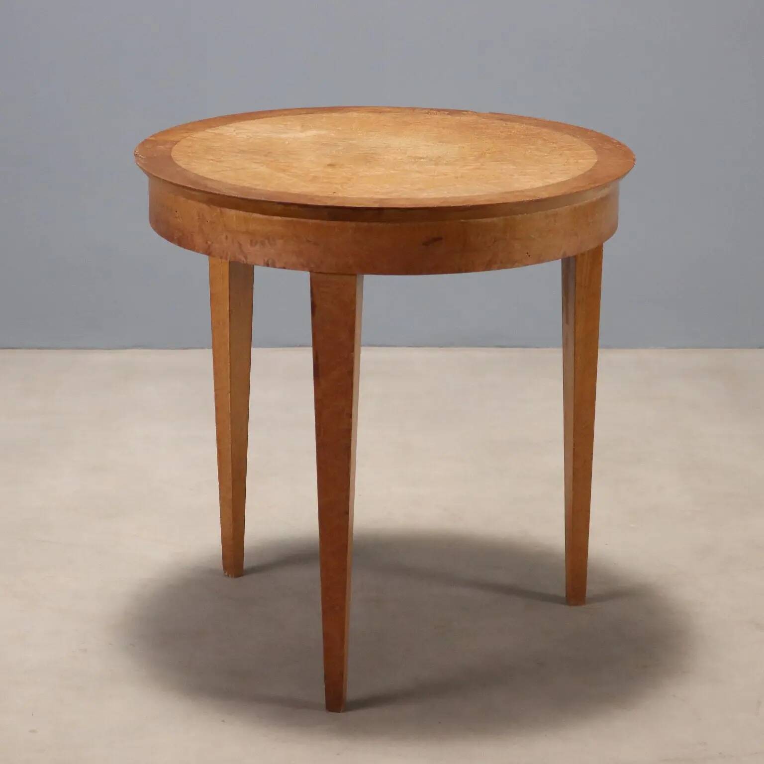 Antique Art Deco coffee table in exotic wood from the 19th century.