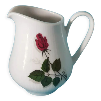 Pot au lait en porcelaine Winterling Bavaria décor à la rose rouge