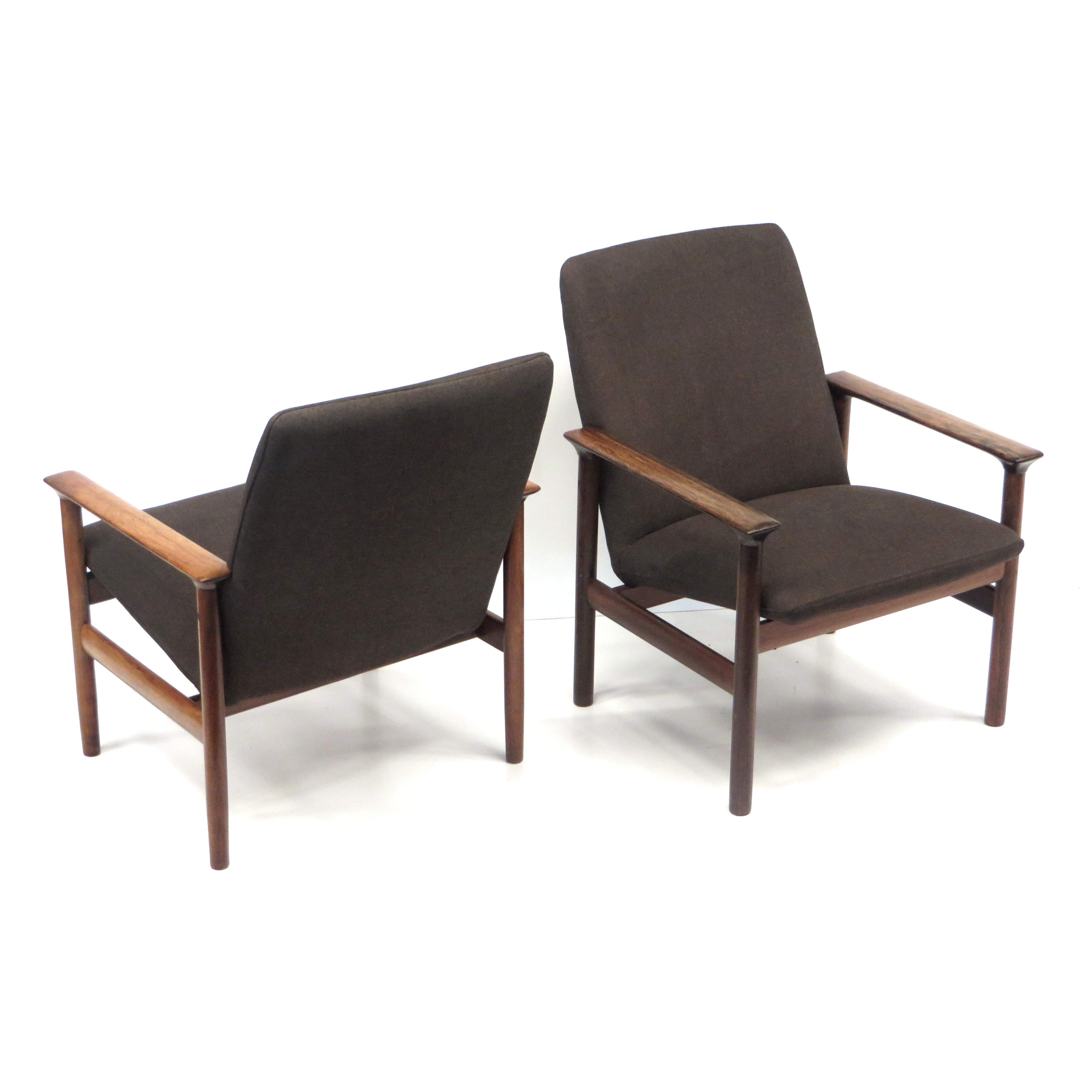 Pair of vintage armchair designed by Cor Bontenbal for Fristho in the 60s