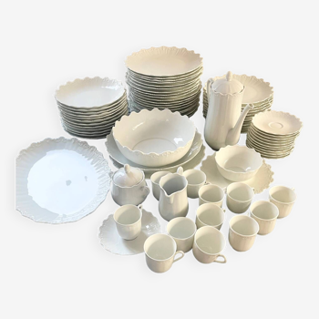 Service de vaisselle de prestige  62 pièces en porcelaine blanche vintage 70’s Limoges marque Raynaud