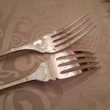6 christofle Cluny fish forks, very good condition.