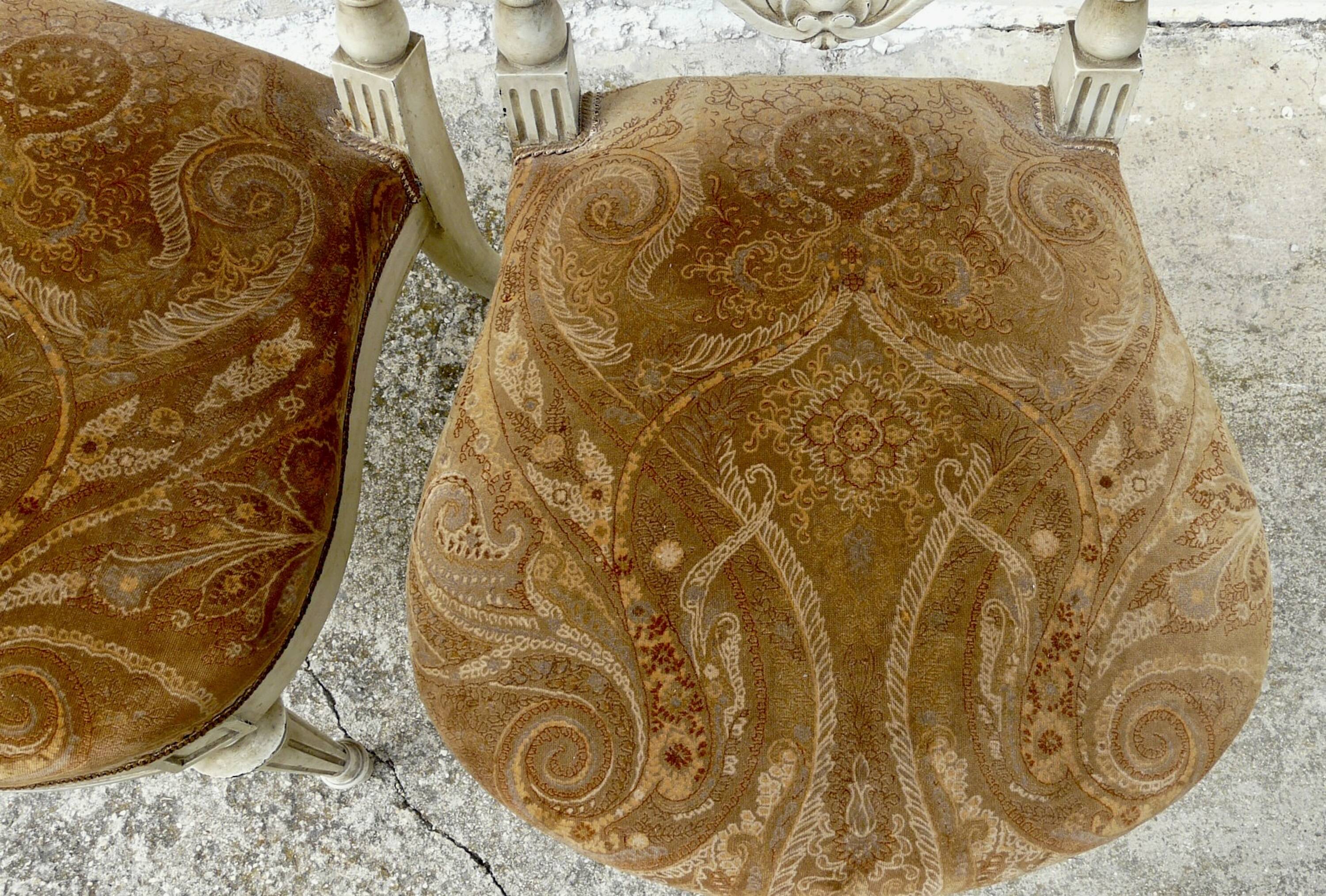 Pair of Italian chairs in lacquered wood and fabric seat