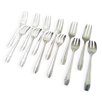 12 Saint Médard silver-plated cake forks