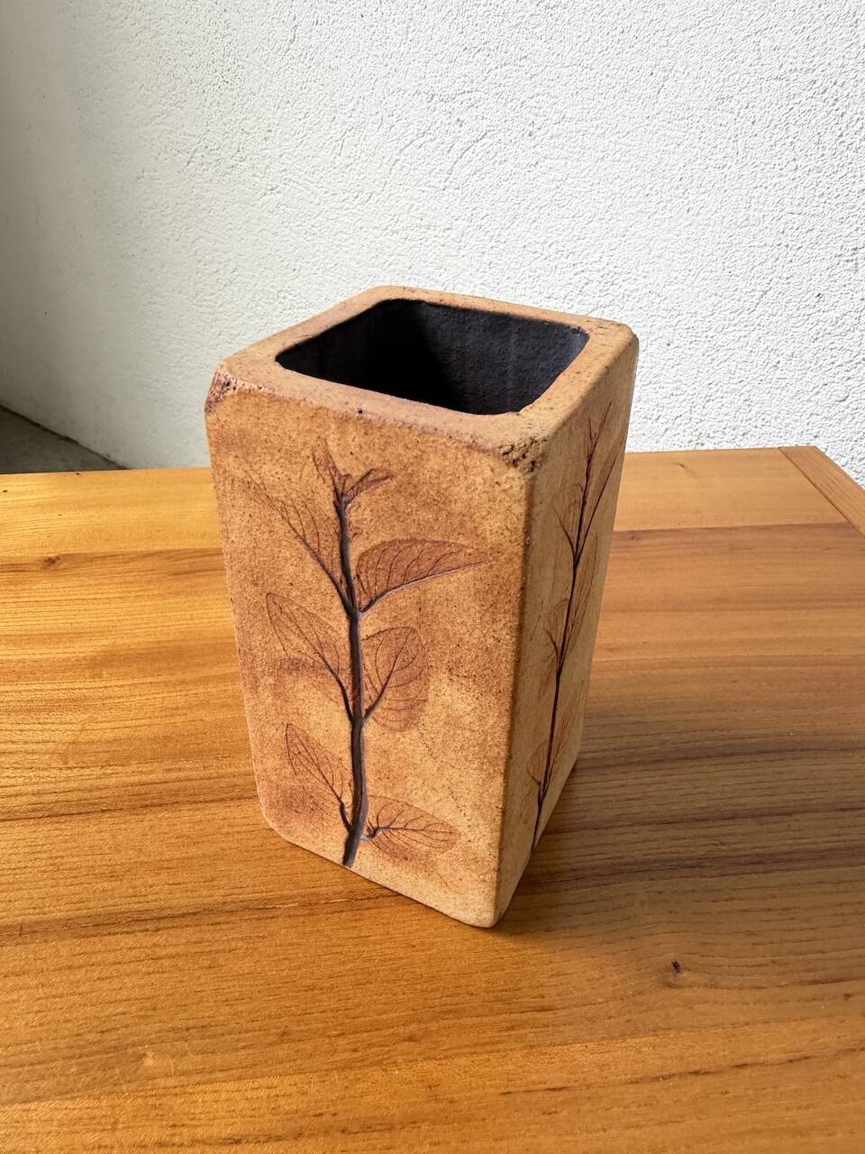 Leduc ceramic herbarium vase