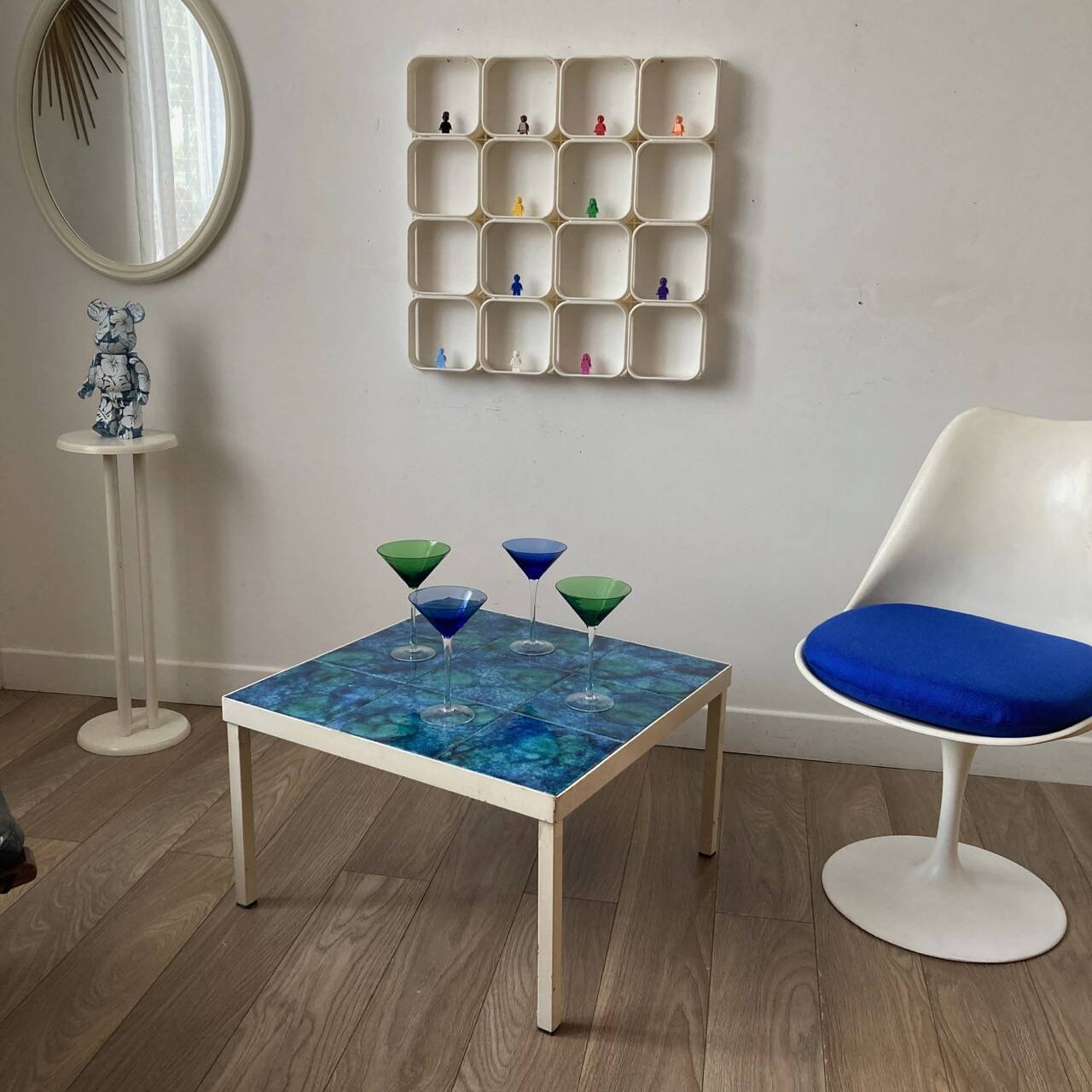 White plastic module shelf from the 70s