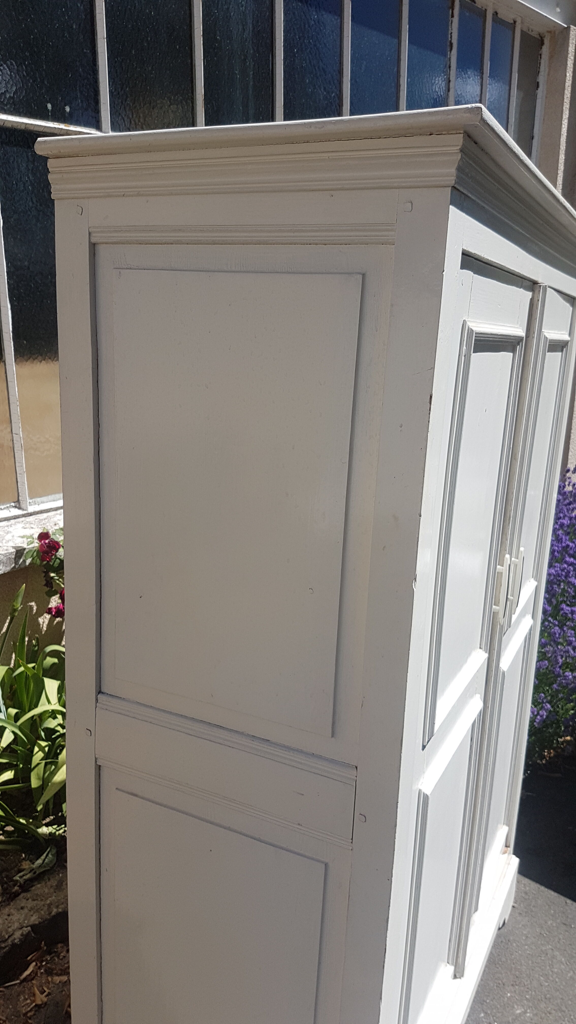 Wardrobe 2 white doors type Petite Parisienne