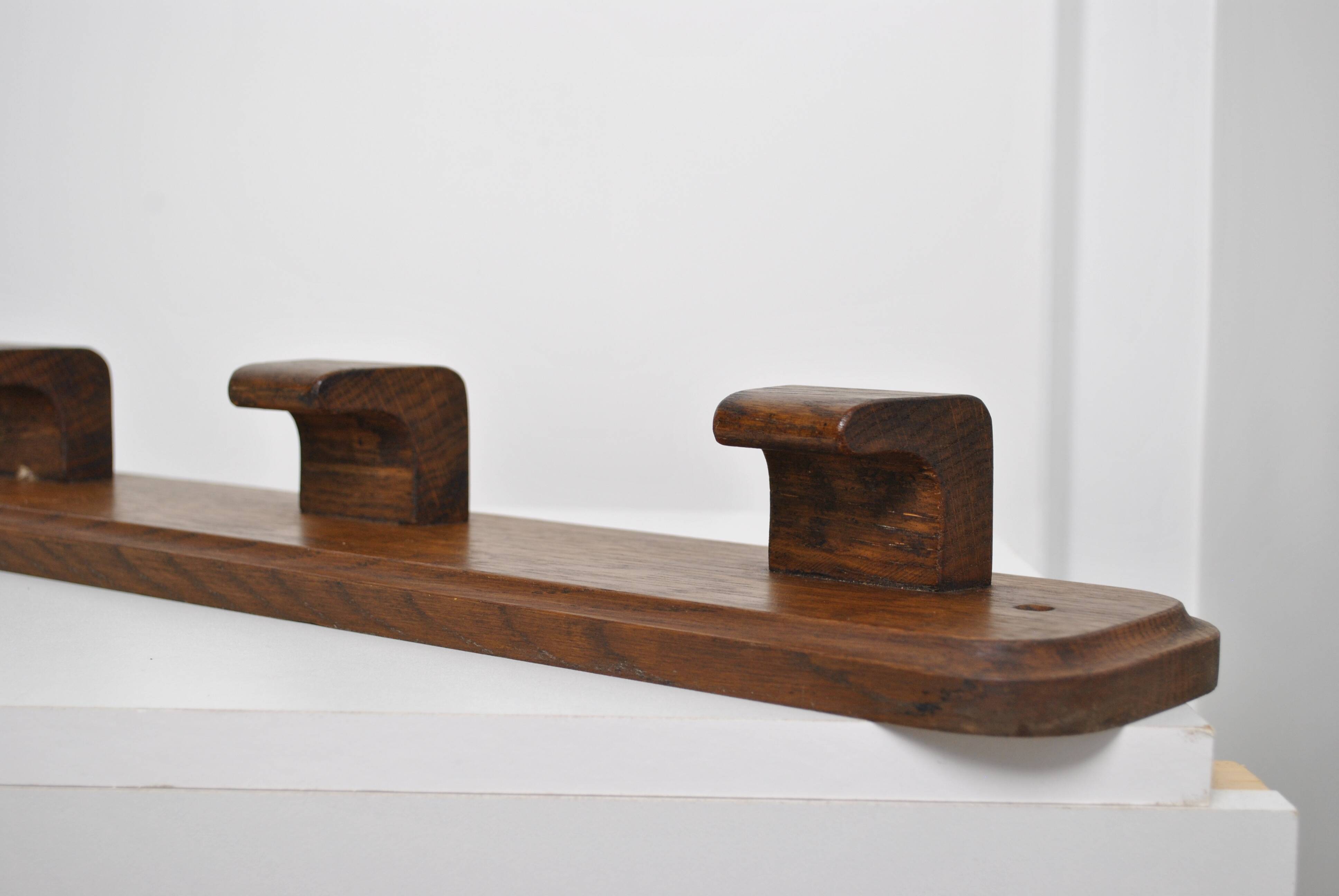 Wall mounted oak coat rack 1950