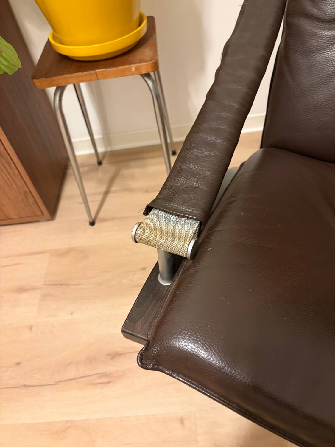 Scandinavian armchair by Ake Fribytter for Roche Bobois model Laxy