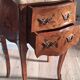 Ensemble commode galbée et table de chevets