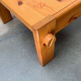 Vintage Scandinavian brutalist coffee table in Swedish pine by Yngve Ekström for Swedese, 1970s.