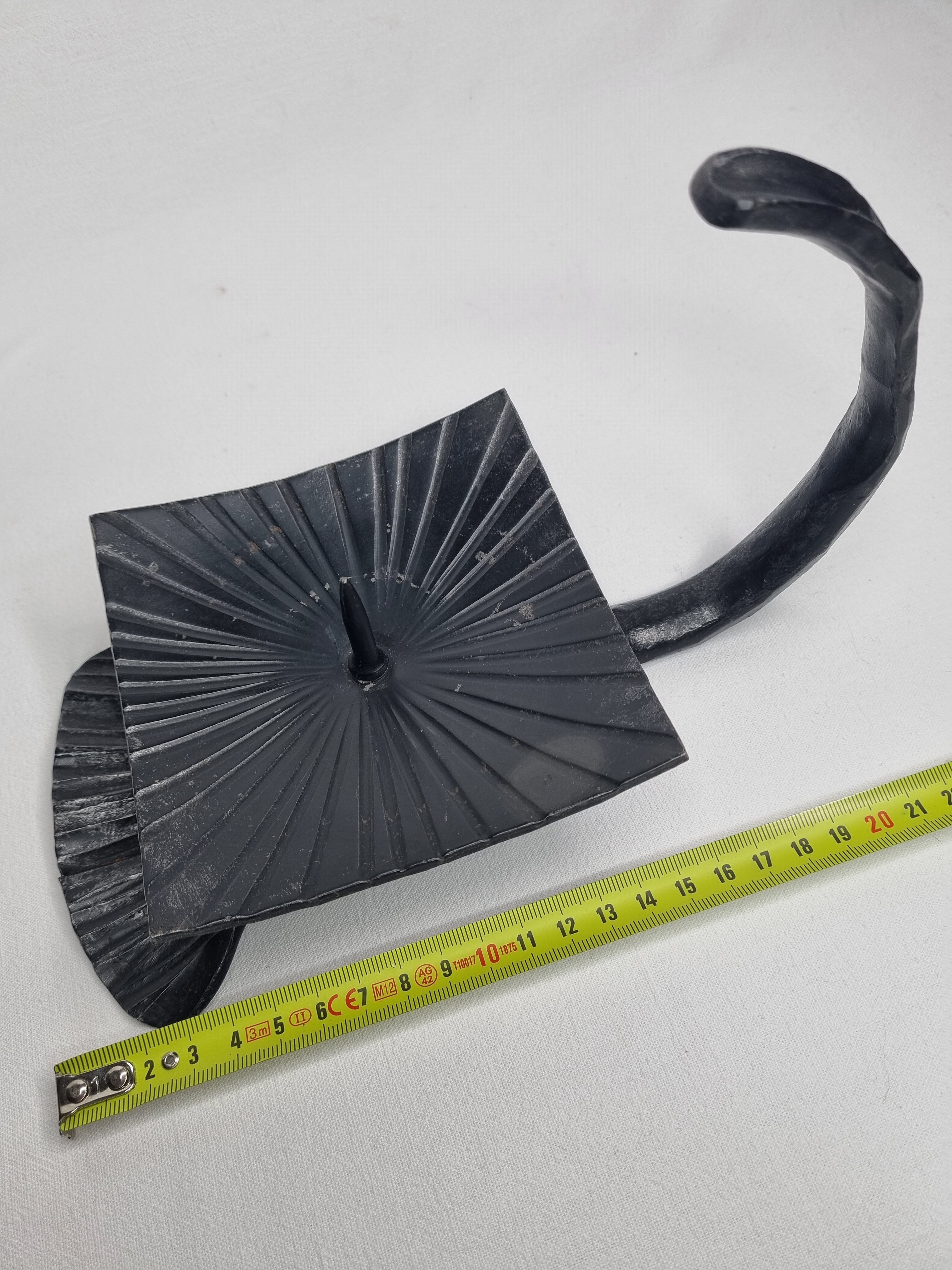 Art Deco wrought iron spade in the shape of Ginkgo Biloba leaf