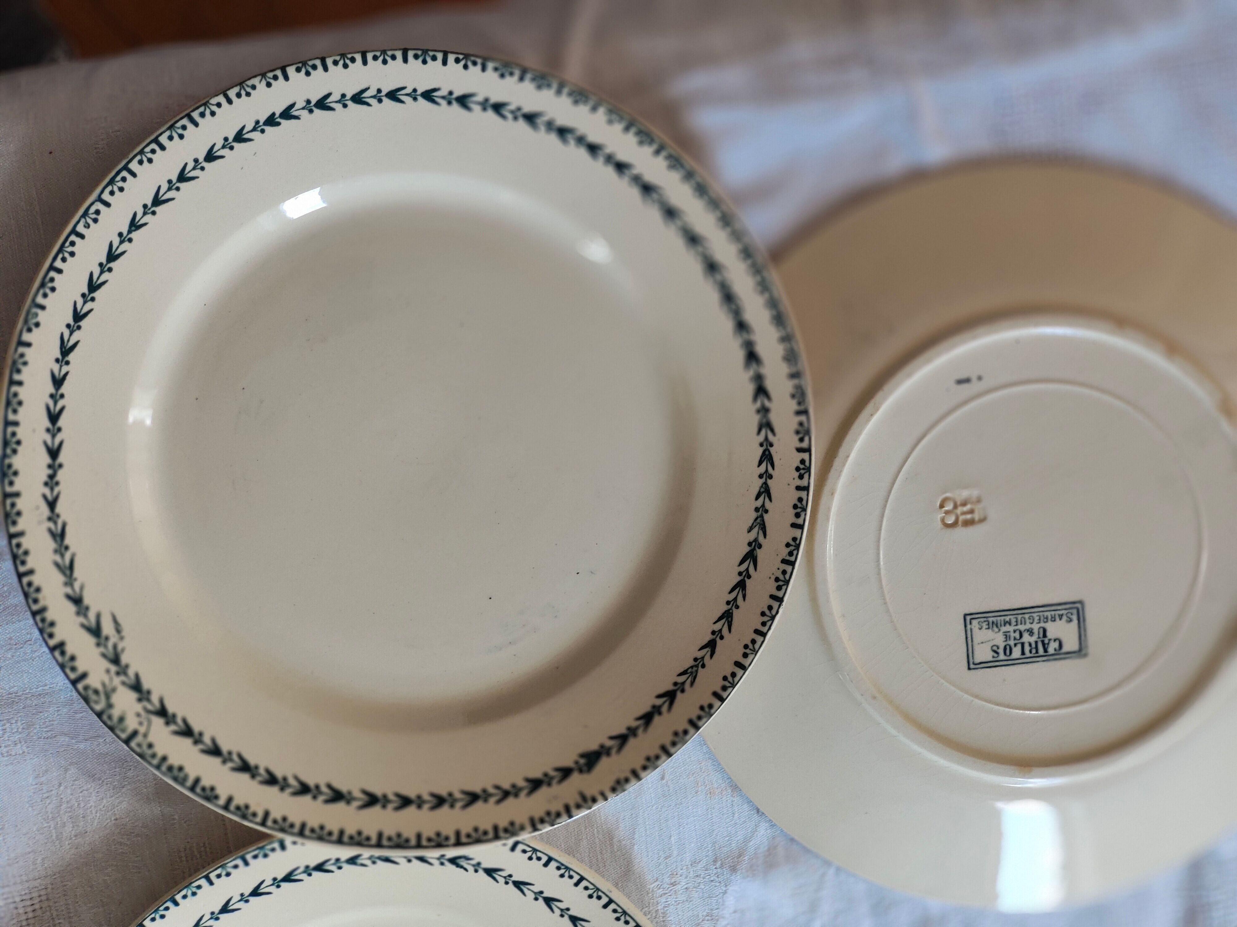 Flat plate in Iron Earth U & Cie Sarreguemines model Carlos