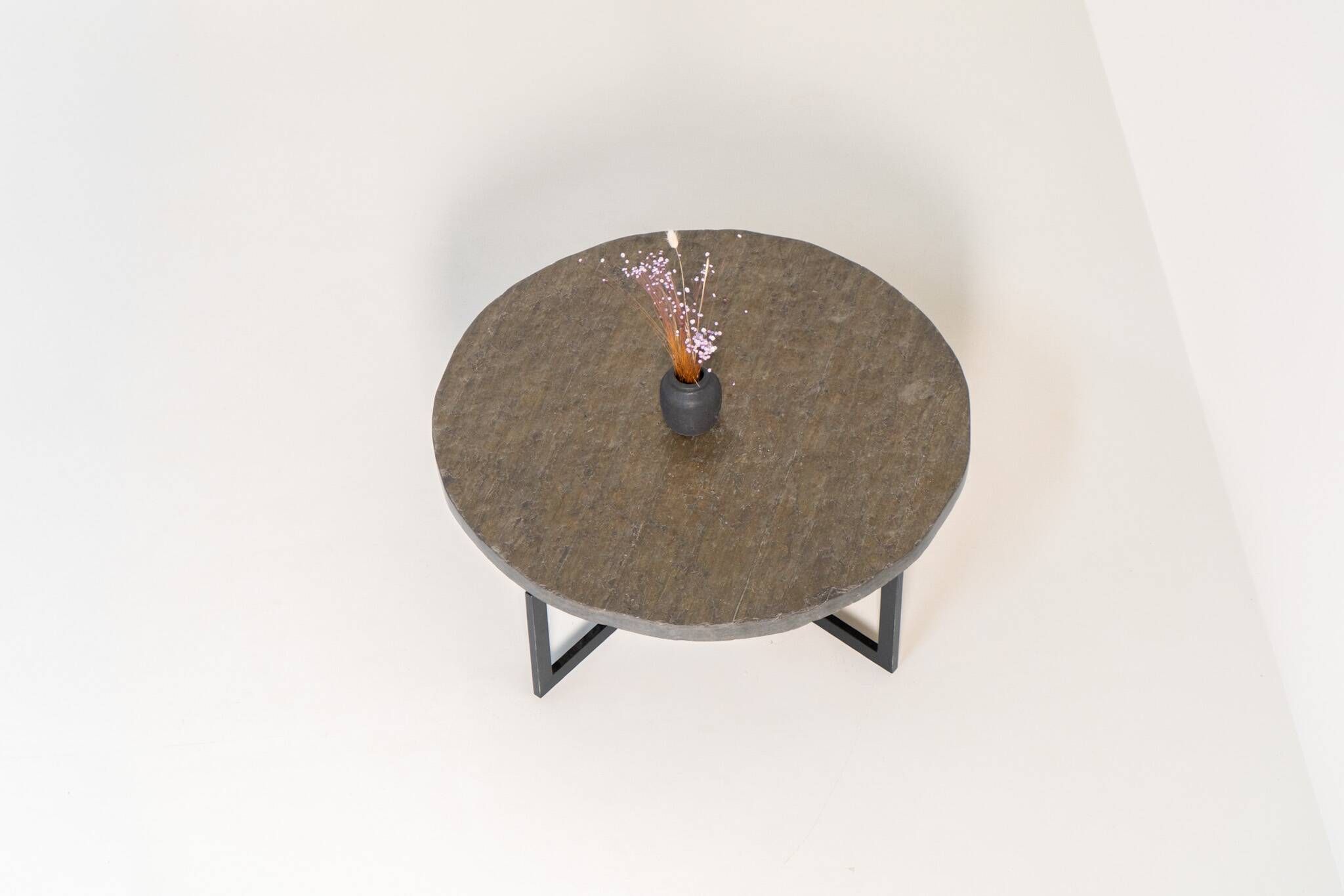 Coffee table in Norwegian slate stone