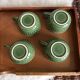 Lot de 4 tasses et assiettes