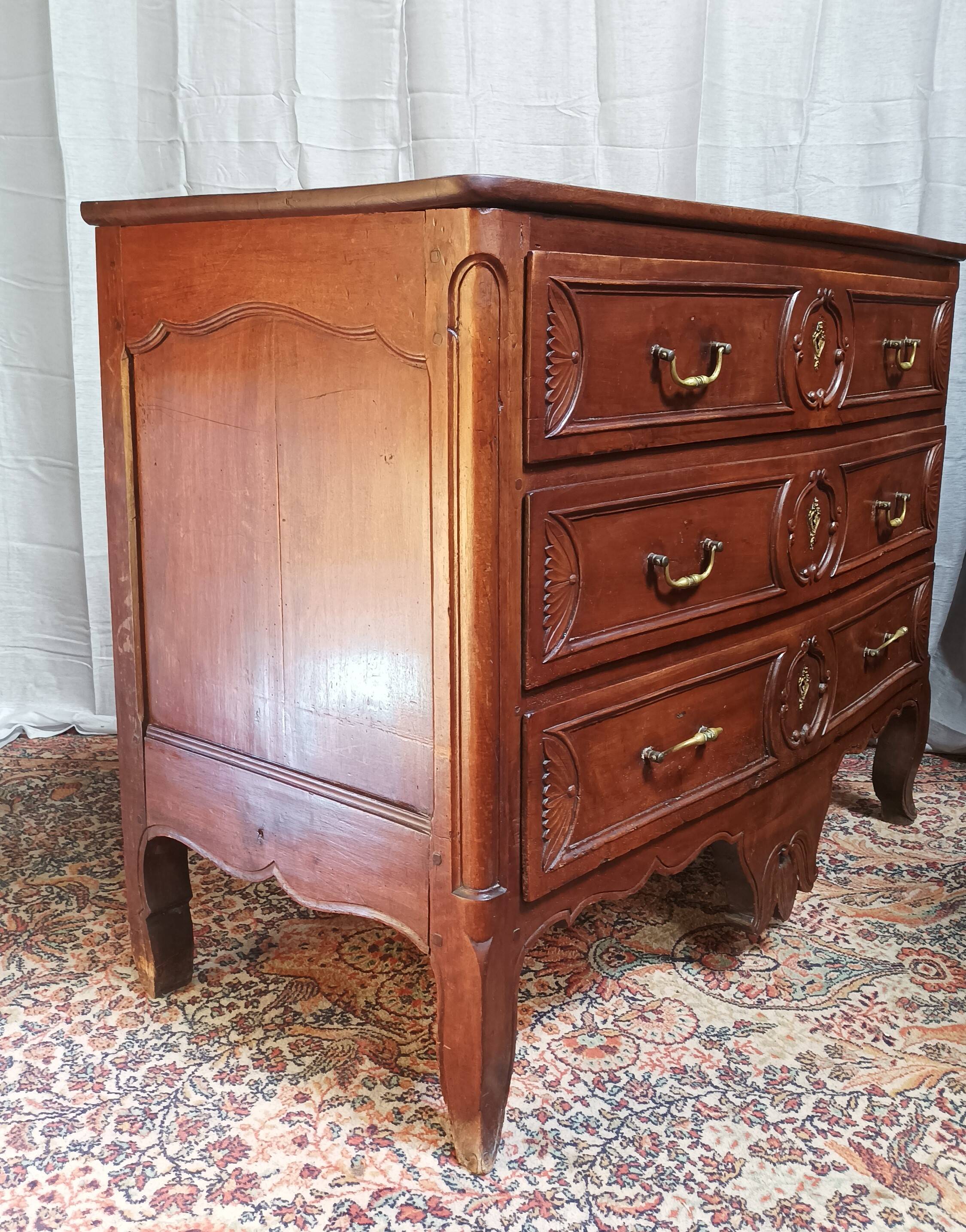 Louis XV walnut chest of drawers