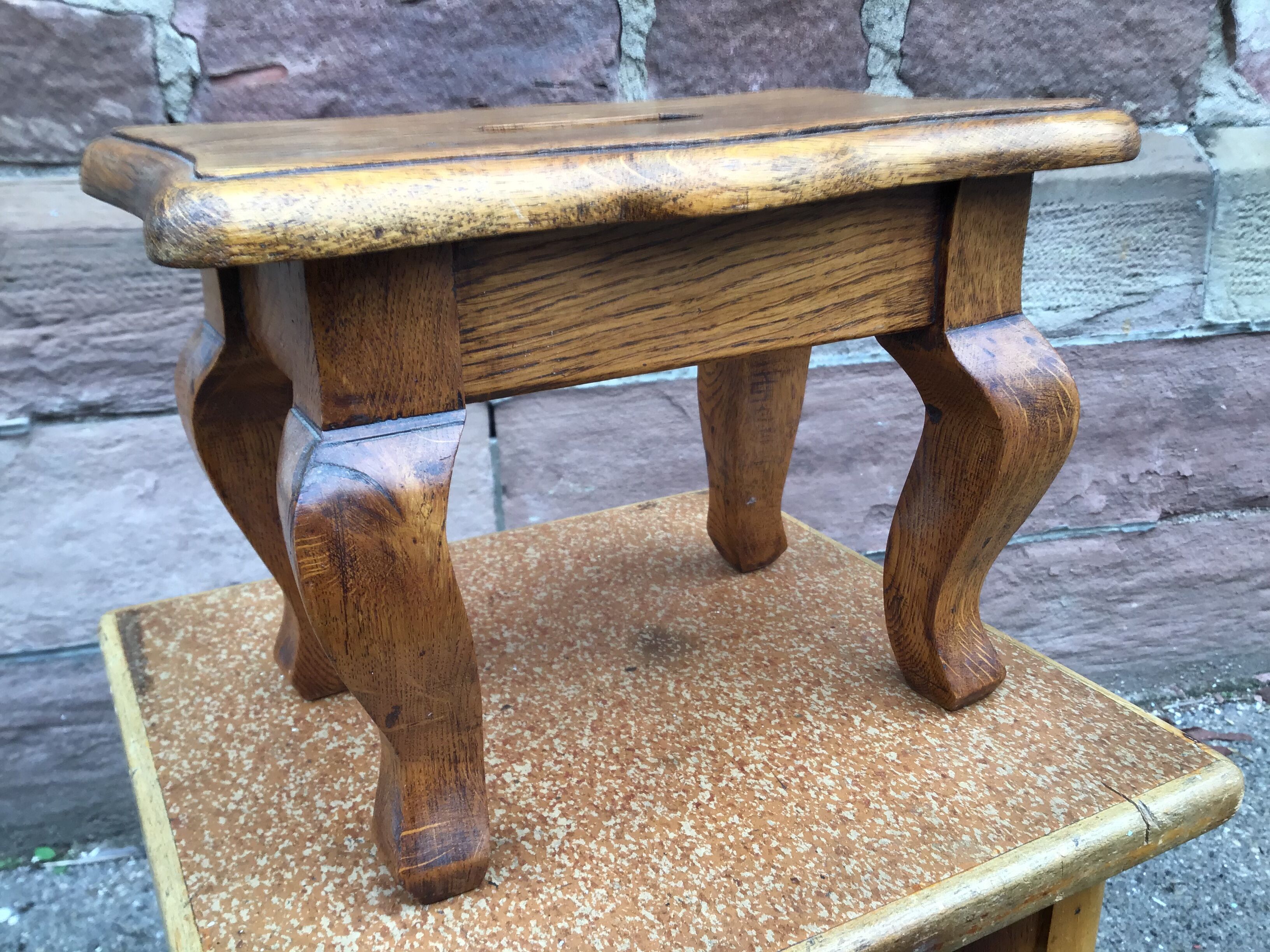 Tabouret Louis XV chêne