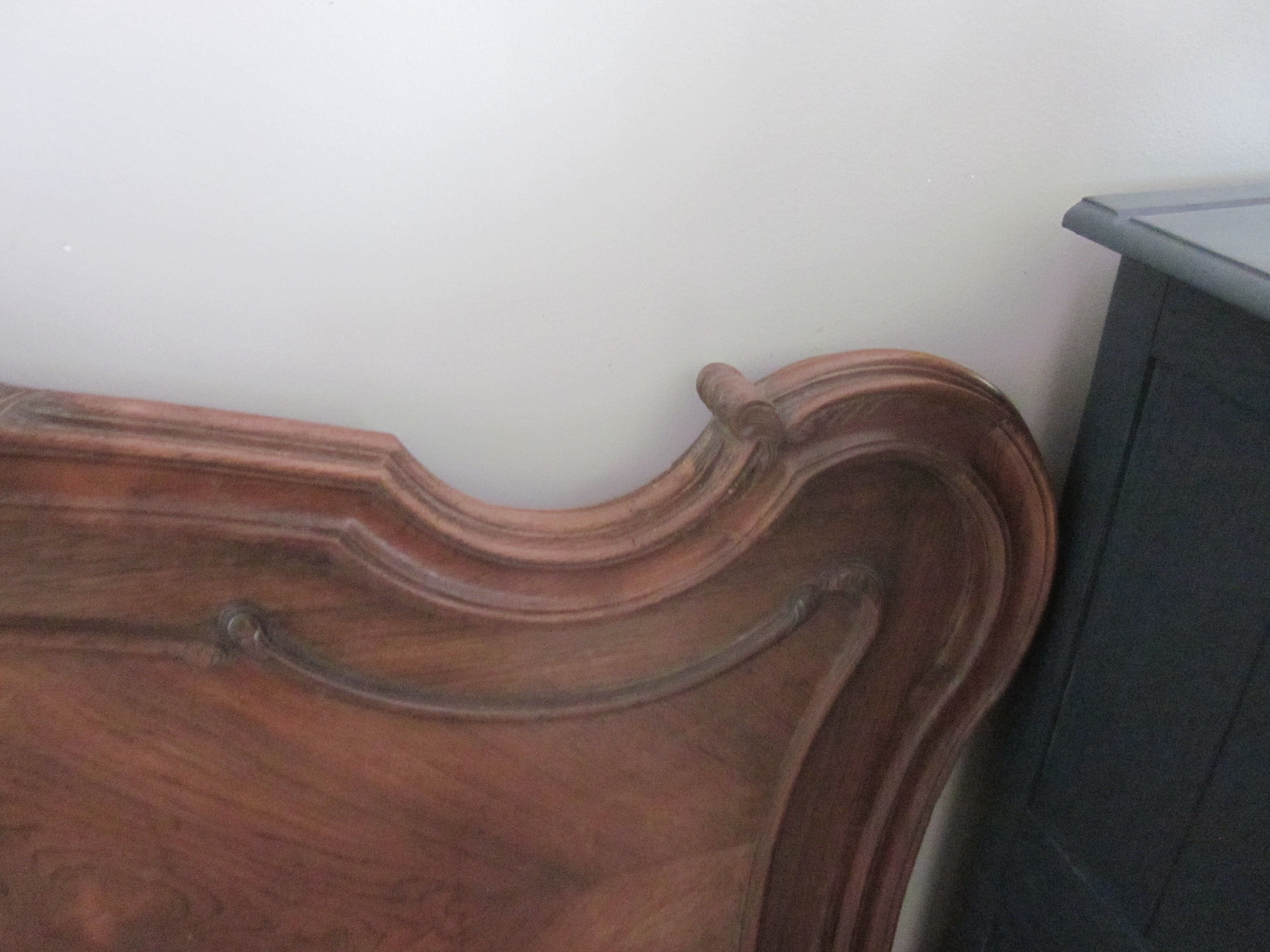 Headboard louis xv in walnut