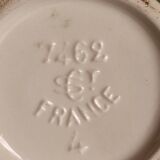 Pichet vintage en barbotine de Saint Clément, France