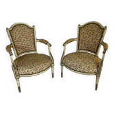 Paire de fauteuils chapeau de gendarme époque Louis XVI, 18ème