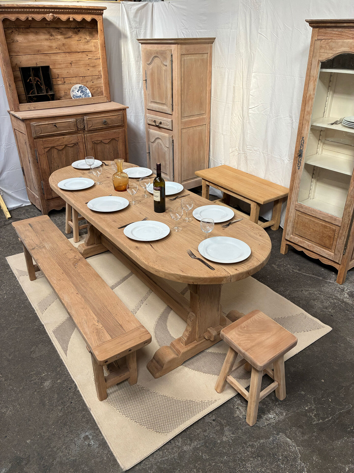 Table de monastère en chêne massif