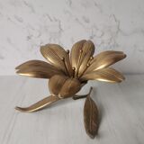 Brass ashtray fleur de lys with petals