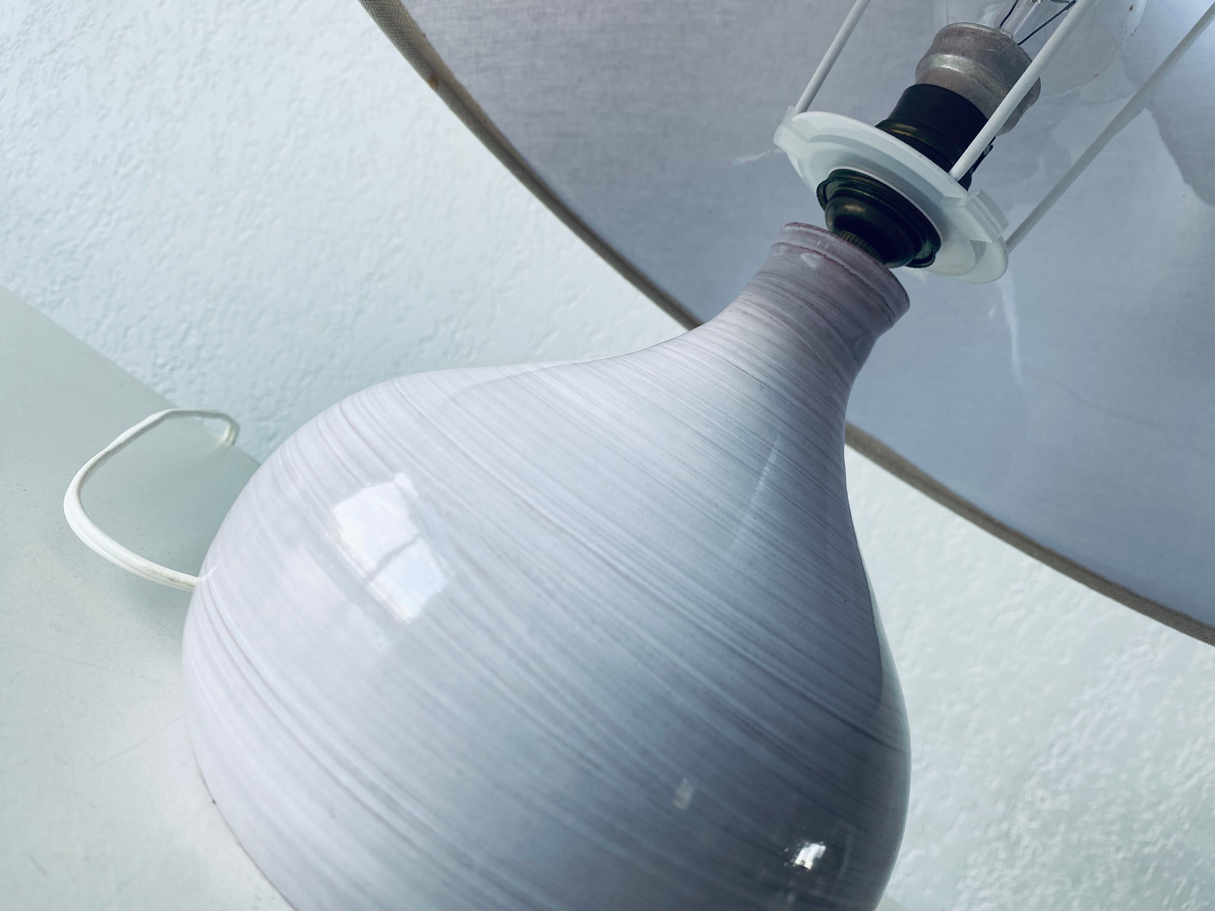 Glazed ceramic lamp base