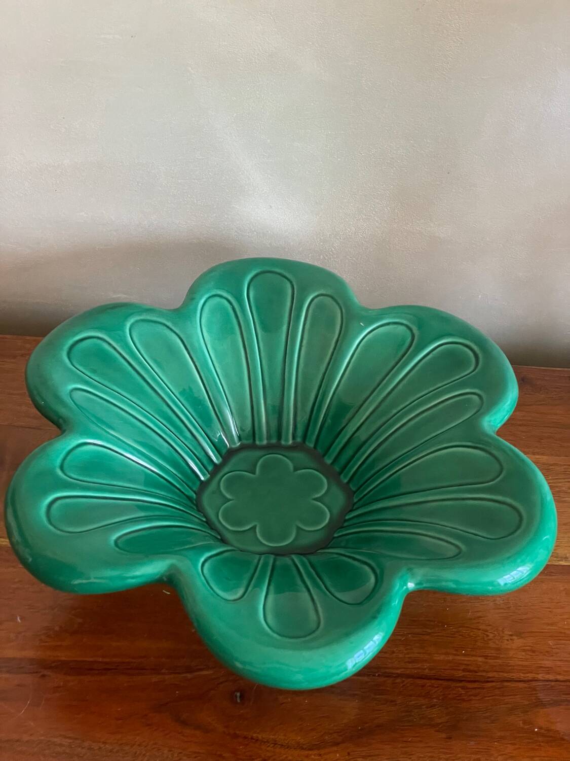 Large bowl signed Cab ceramic Bordeaux