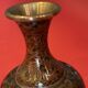 2 vases with floral decoration