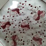 Coupe en faïence italienne décor floral bordeaux