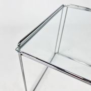 Table d'appoint en acier et verre de Max Sauze, années 1970