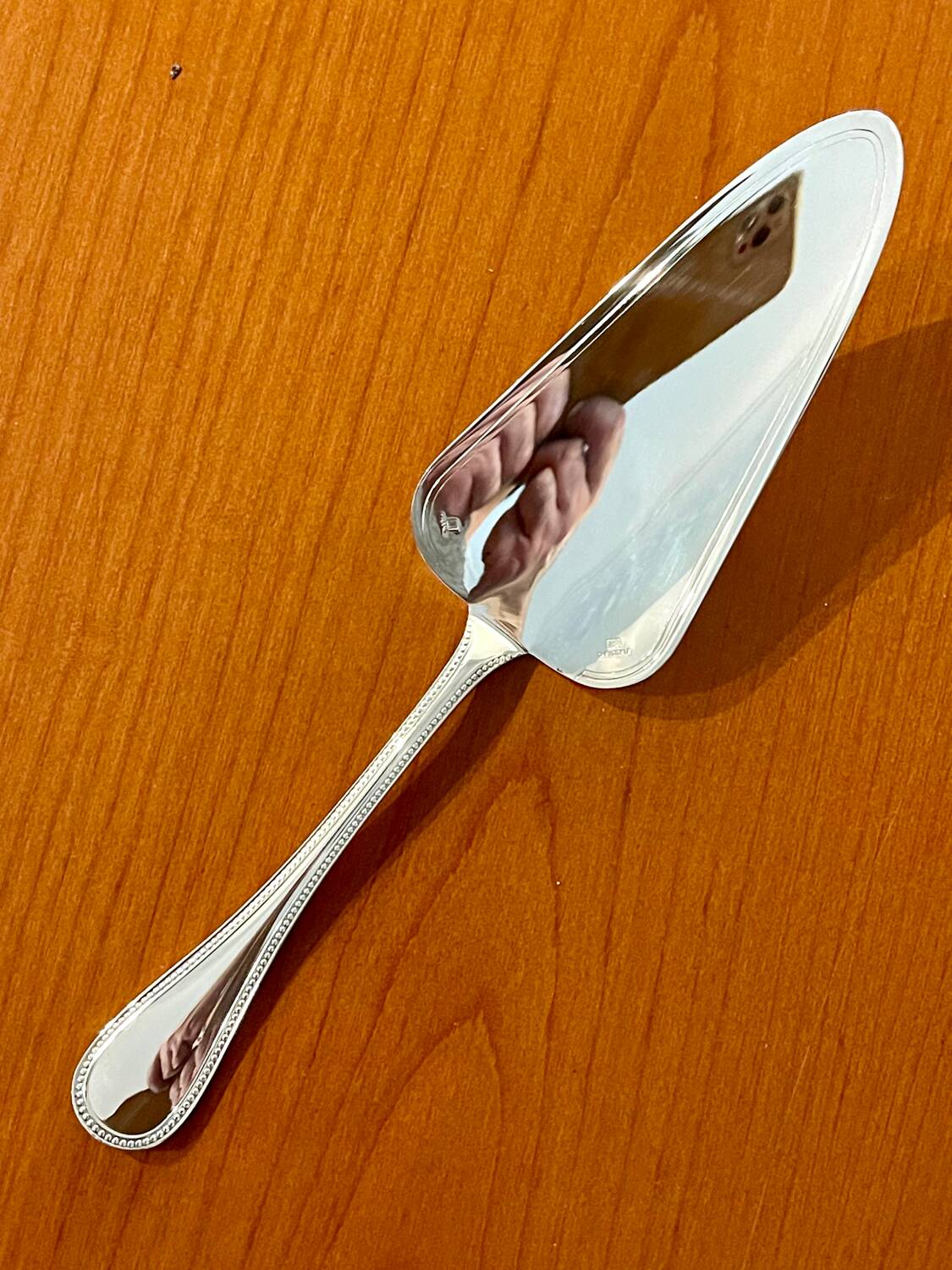 Christofle pearls, cake pie server, new condition