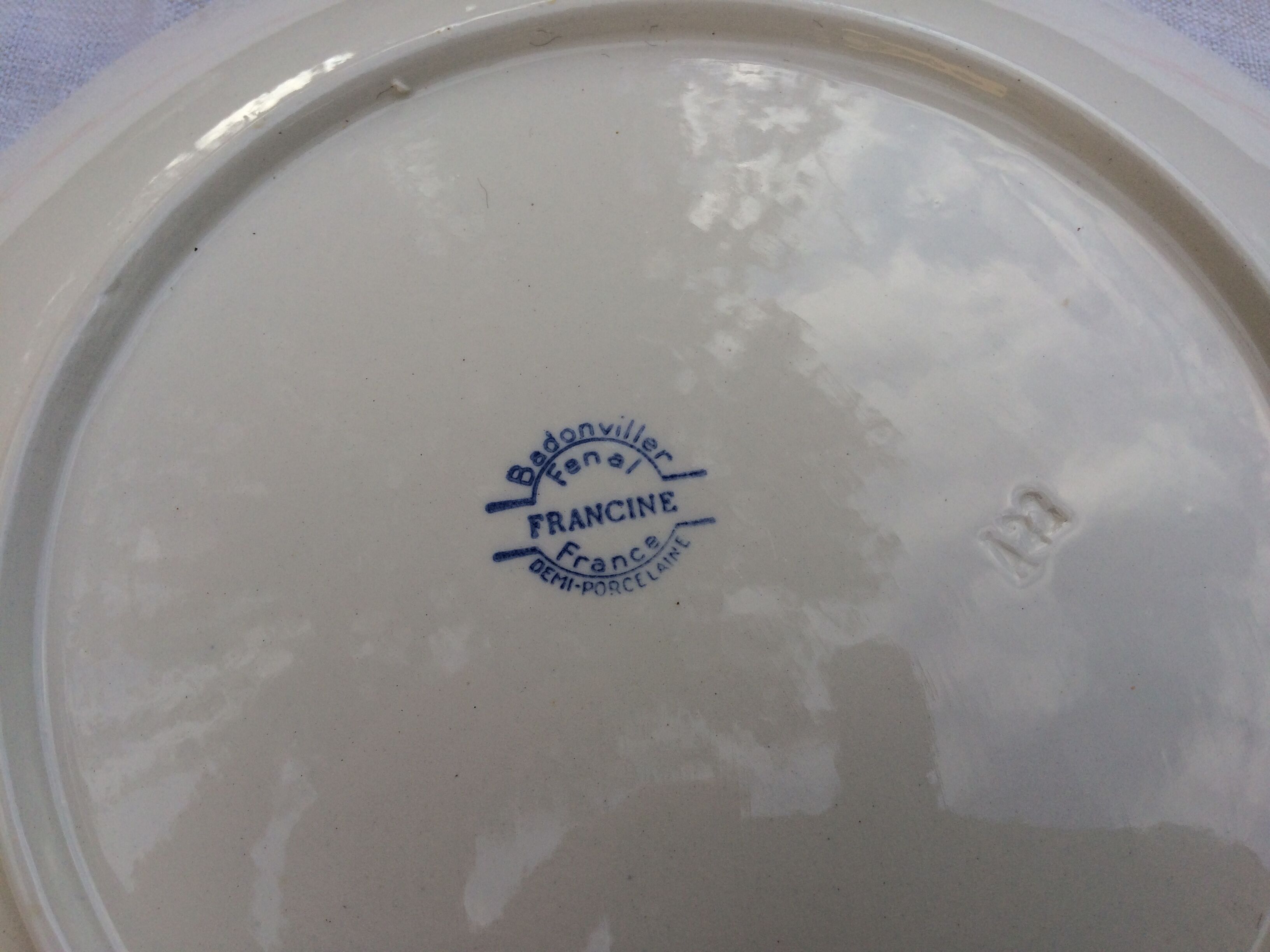 Cake service and 6 plates Badonville