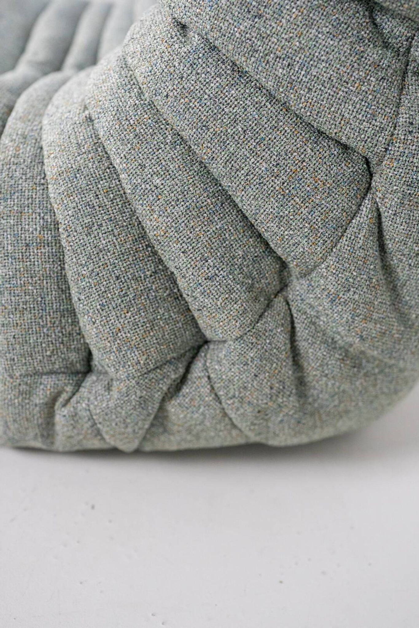 Togo set of armchair and pouf in melange tweed