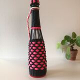 Bottle pink and black scoubidou