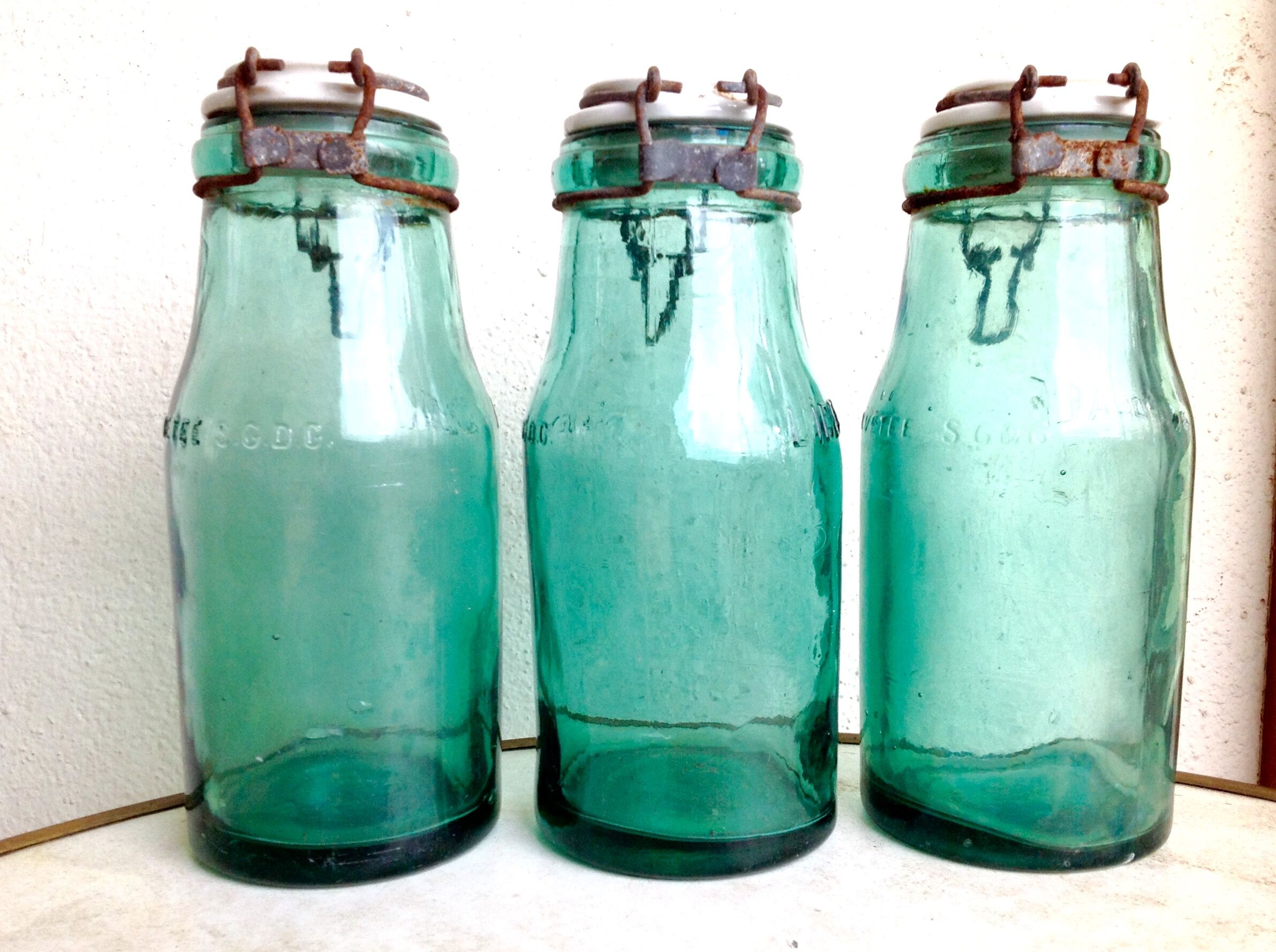 The ideal old jars