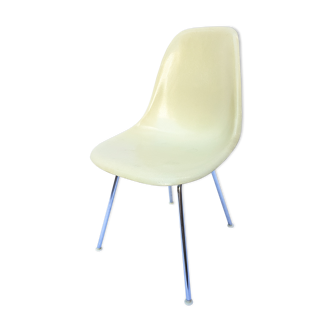 Chair DSX Eames color parchment