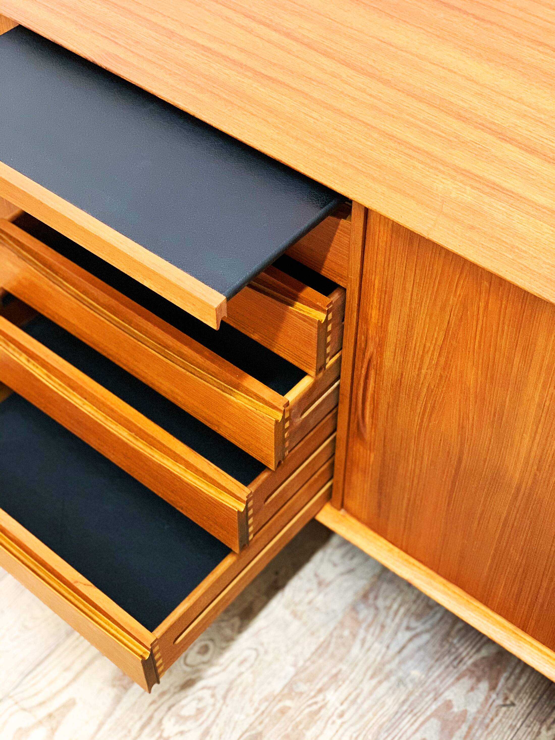Teak sideboard by Arne Vodder for Sibast, 50/60