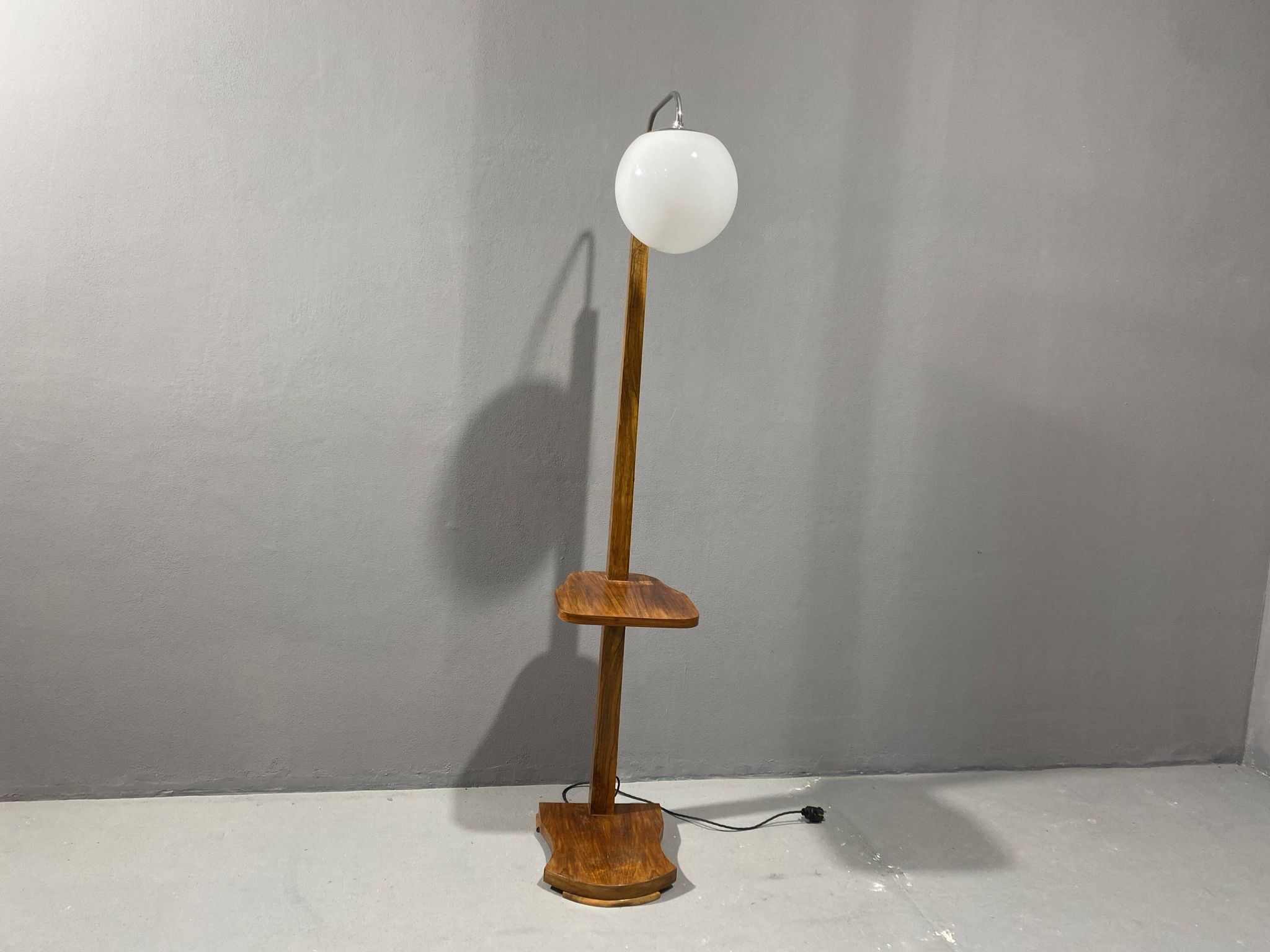 Lampe de sol art déco, années 1930, Tchécoslovaquie