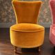 Chauffeuse vintage jaune moutarde en velours – une touche de soleil