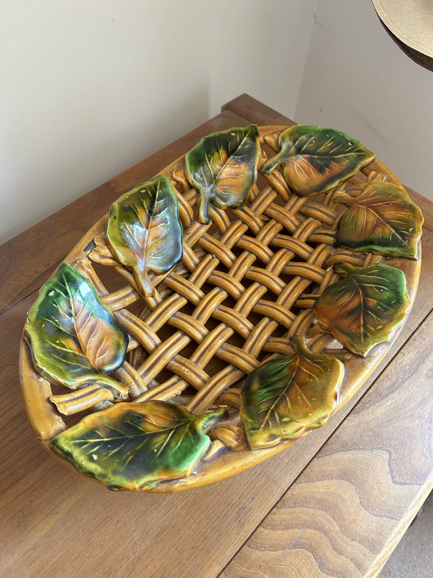 Woven fruit bowl barbotine 1950s