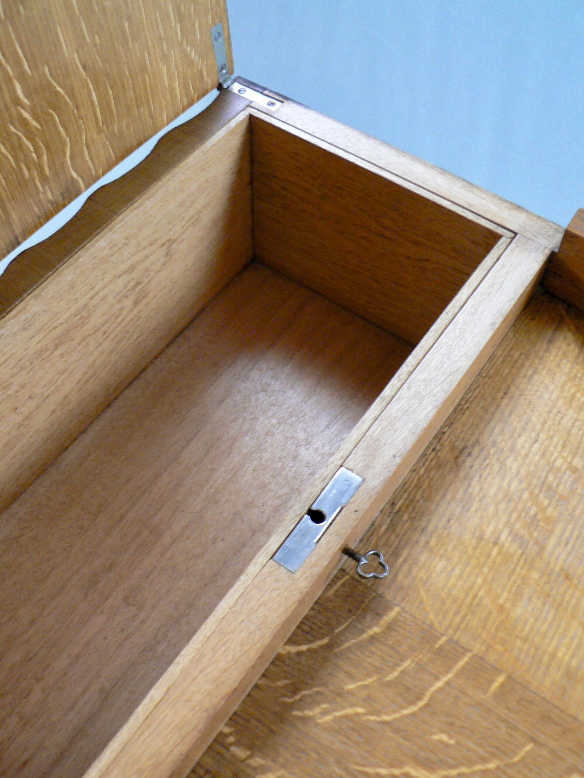 An desk chene peridode reconstruction