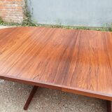Table à manger à rallonge en bois de rose du milieu du siècle par John Mortensen