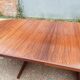 Table à manger à rallonge en bois de rose du milieu du siècle par John Mortensen