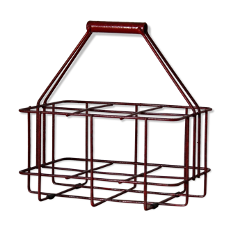 Red metal bottle holder