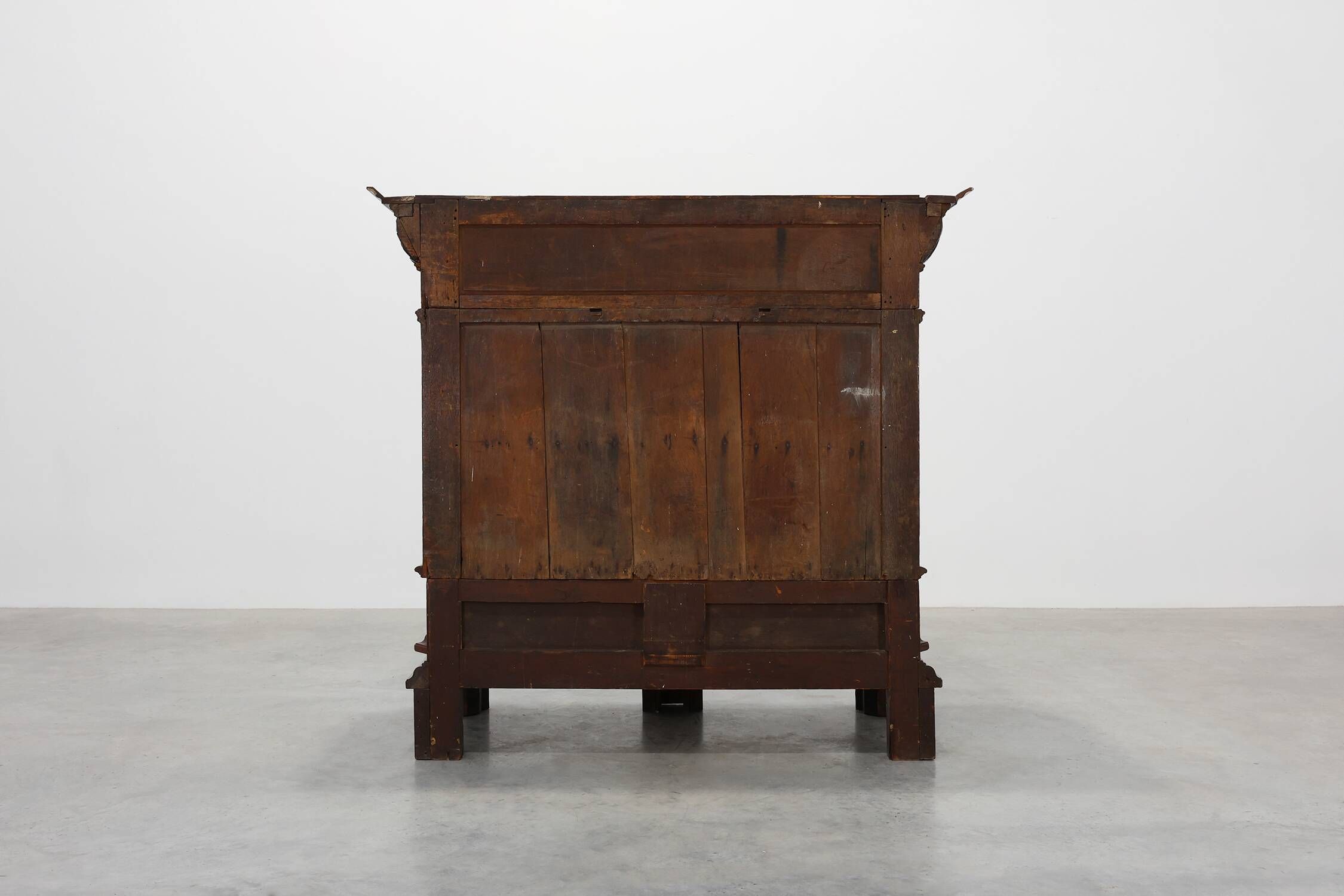 Flemish renaissance "beeldenkast" cabinet in oak wood Antwerp, ca. 1630