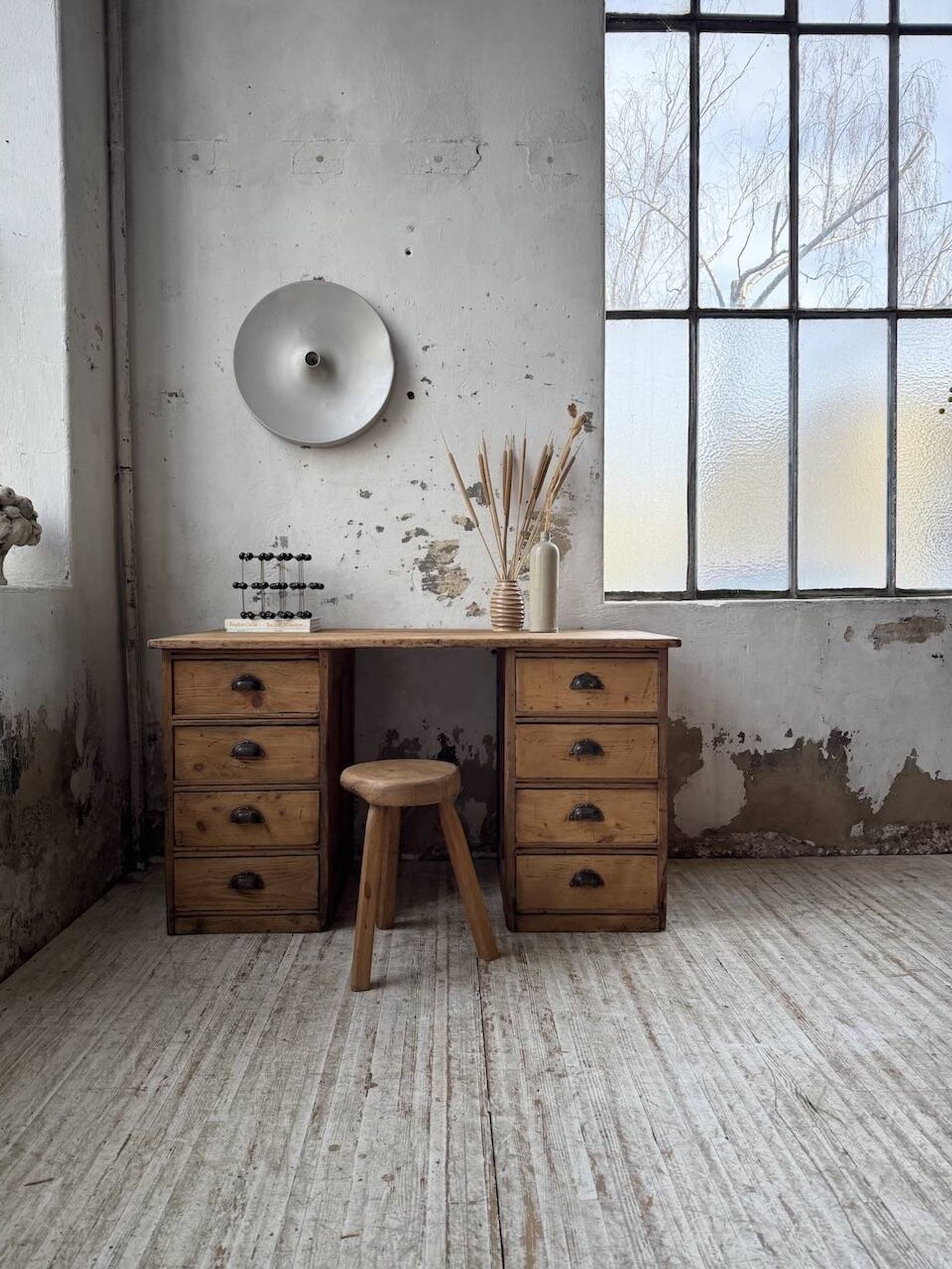 Bureau pin meuble atelier 1950