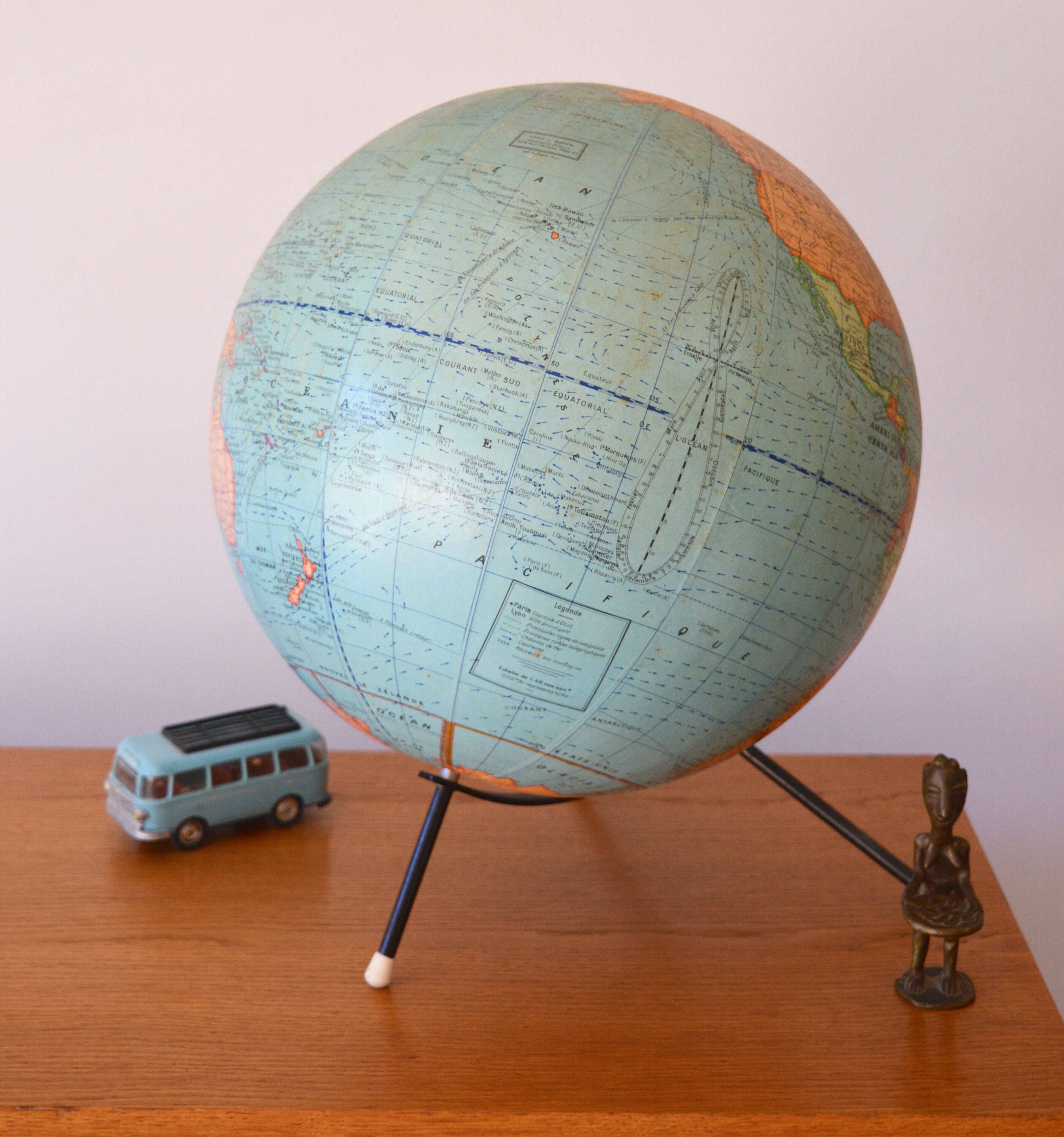 Globe Girard and Barrière